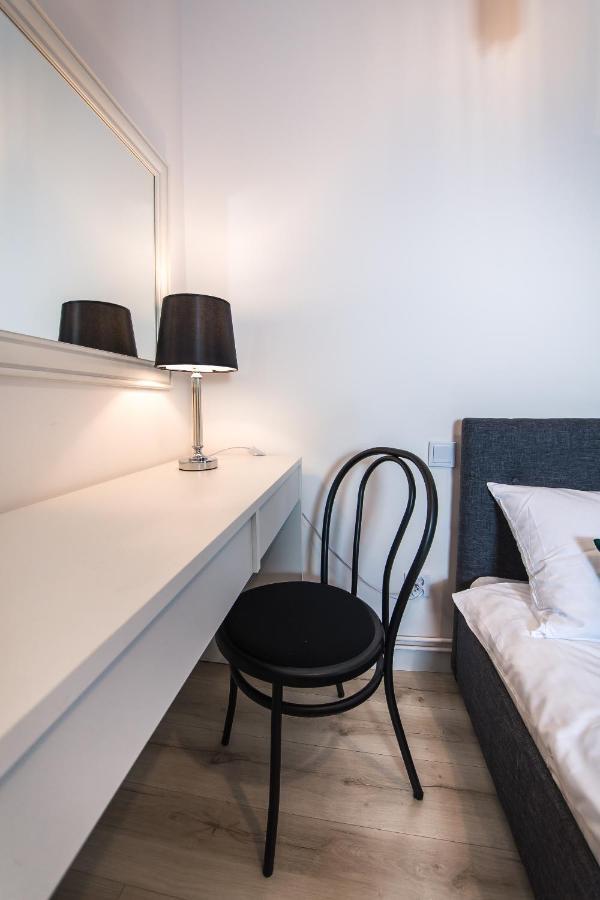 Moonlight Apartament زيلونا غورا المظهر الخارجي الصورة